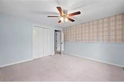 324 Wildwood Ave, Worcester, MA 01603 - Photo 14