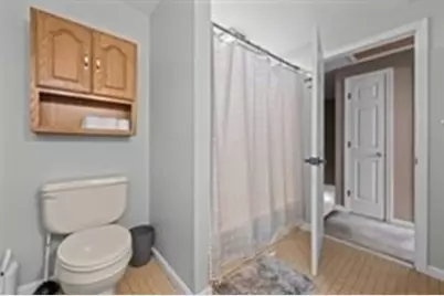324 Wildwood Ave, Worcester, MA 01603 - Photo 18