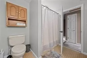 324 Wildwood Ave, Worcester, MA 01603 - Photo 18