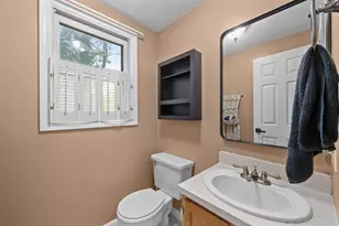 324 Wildwood Ave, Worcester, MA 01603 - Photo 12