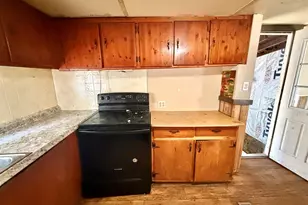 868 Southampton Rd, Westfield, MA 01085 - Photo 4
