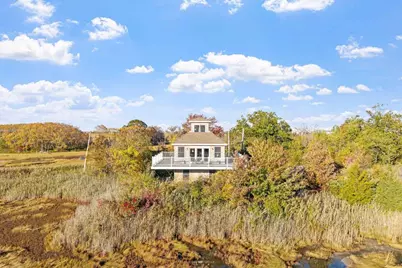34 Old County Rd, Salisbury, MA 01952 - Photo 1