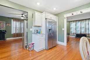 10 Wilber St, Springfield, MA 01104 - Photo 16