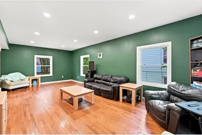23 Elm Ave, West Springfield, MA 01089 - Photo 10