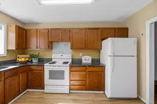65 Round House Rd, Bourne, MA 02532 - Photo 10