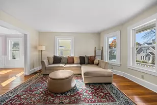 38 Park St, Hudson, MA 01749 - Photo 4