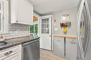 54 Joclyn Ave, Framingham, MA 01701 - Photo 10