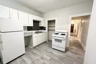 8-10 Oakland St, Boston, MA 02119 - Photo 12