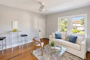 836 Canterbury St, Boston, MA 02131 - Photo 12