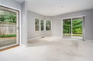 16 Boxwood Cir, Yarmouth, MA 02675 - Photo 8