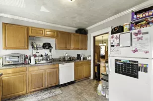 57 Chester St, Fitchburg, MA 01420 - Photo 36