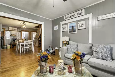 57 Chester St, Fitchburg, MA 01420 - Photo 8