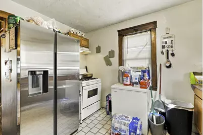 57 Chester St, Fitchburg, MA 01420 - Photo 16