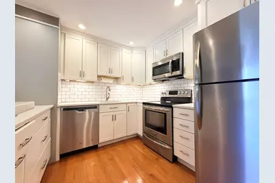 796 Willard St #D5, Quincy, MA 02169 - Photo 1
