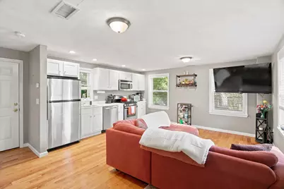 38 Dale #3, Andover, MA 01810 - Photo 4