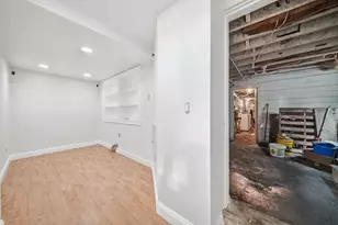 303 Alewife Brook Pkwy, Somerville, MA 02144 - Photo 36