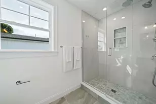 61 Gale St, Waltham, MA 02453 - Photo 16