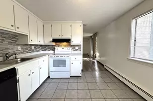 271 Humphrey St, Lowell, MA 01850 - Photo 2