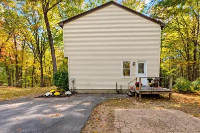 46 Country Road, Lunenburg, MA 01462 - Photo 4