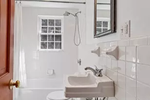 151 Lynn Fells Pkwy, Saugus, MA 01906 - Photo 26