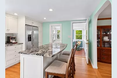 151 Lynn Fells Parkway, Saugus, MA 01906 - Photo 18