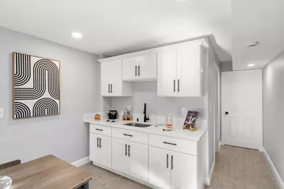 18 Derne, Everett, MA 02149 - Photo 18