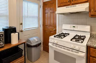 35 North St, Randolph, MA 02368 - Photo 2