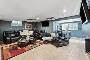 252 Elizabeth Dr, Ludlow, MA 01056 - Photo 32