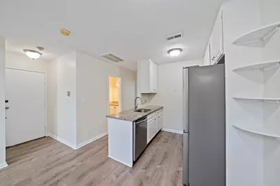 117 Tall Oaks Dr #H, Weymouth, MA 02190 - Photo 4