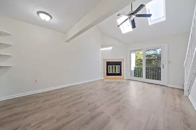 117 Tall Oaks Dr #H, Weymouth, MA 02190 - Photo 8