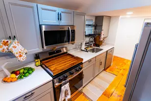 2 Washington St, Amesbury, MA 01913 - Photo 10