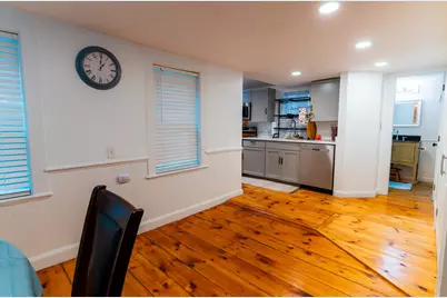 2 Washington St #2, Amesbury, MA 01913 - Photo 8