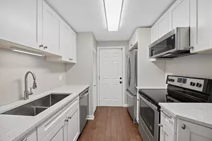 14 Walden Dr, Natick, MA 01760 - Photo 8