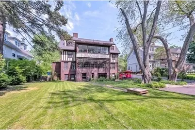 190 Fort Pleasant Ave, Springfield, MA 01108 - Photo 4