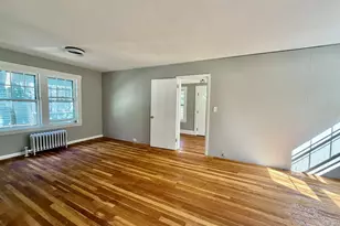 13 Meriam St, Wakefield, MA 01880 - Photo 4