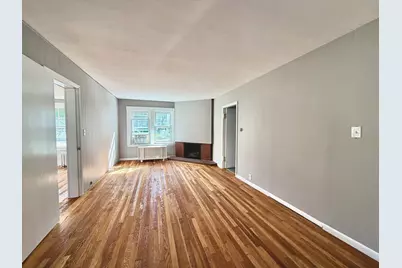13 Meriam St, Wakefield, MA 01880 - Photo 2