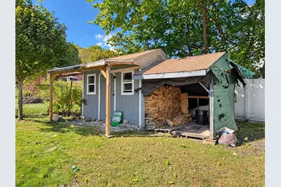 90 Birch St, Fitchburg, MA 01420 - Photo 4