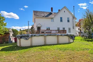 90 Birch St, Fitchburg, MA 01420 - Photo 2