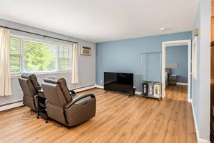 64 Jacqueline Rd, Waltham, MA 02452 - Photo 2