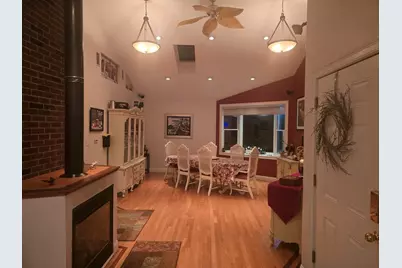 39 Walnut Street, Saugus, MA 01906 - Photo 4