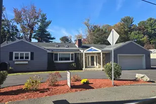39 Walnut St, Saugus, MA 01906 - Photo 1