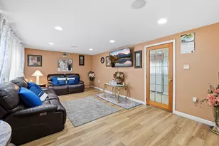 29 Passway 5, Worcester, MA 01602 - Photo 2