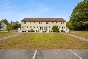 43 Willow Ridge Dr, Bridgewater, MA 02324 - Photo 6