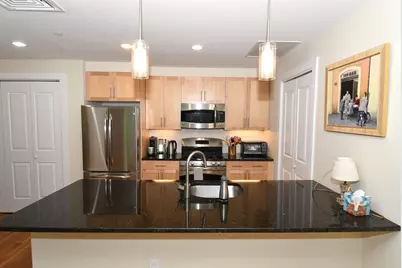 321 Hammond Pond Pkwy #302, Brookline, MA 02467 - Photo 2