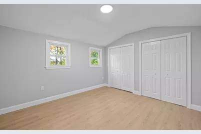 9 Walden Pond Ave, Saugus, MA 01906 - Photo 18