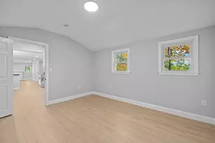 9 Walden Pond Ave, Saugus, MA 01906 - Photo 22