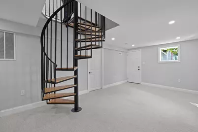 9 Walden Pond Ave, Saugus, MA 01906 - Photo 26
