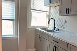 24 Potter St, Dartmouth, MA 02474 - Photo 6