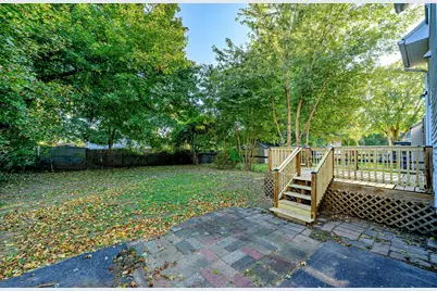 65 Avondale Ave, West Springfield, MA 01089 - Photo 28