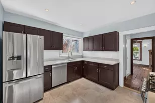 6 Glen Ave, Upton, MA 01568 - Photo 10